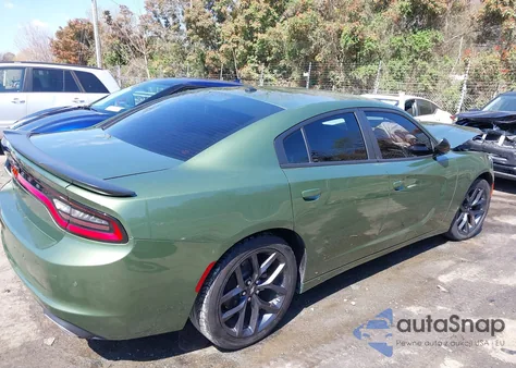 2022 Dodge Charger Sxt Rwd z USA, uszkodzony, nr VIN 2C3CDXBGXNH119671